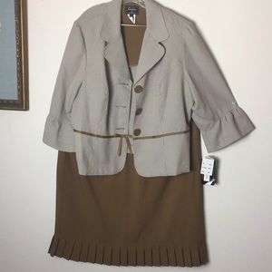 Two piece skirt suit